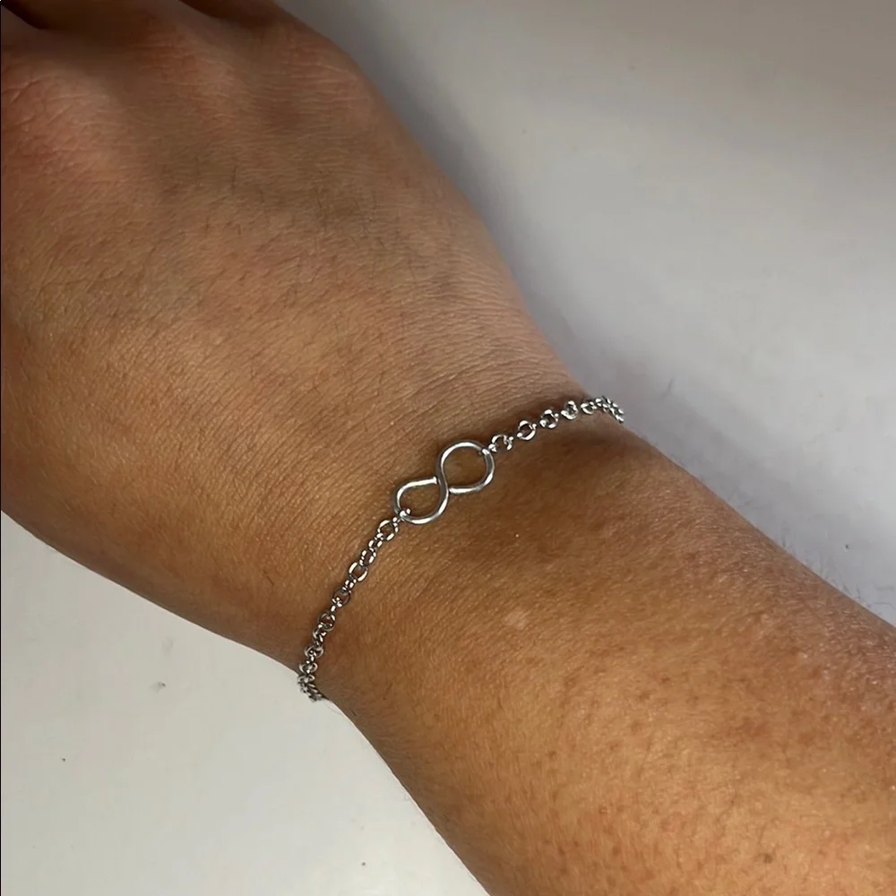 Timeless Silver Infinity Chain Bracelet - Picture 1 of 5